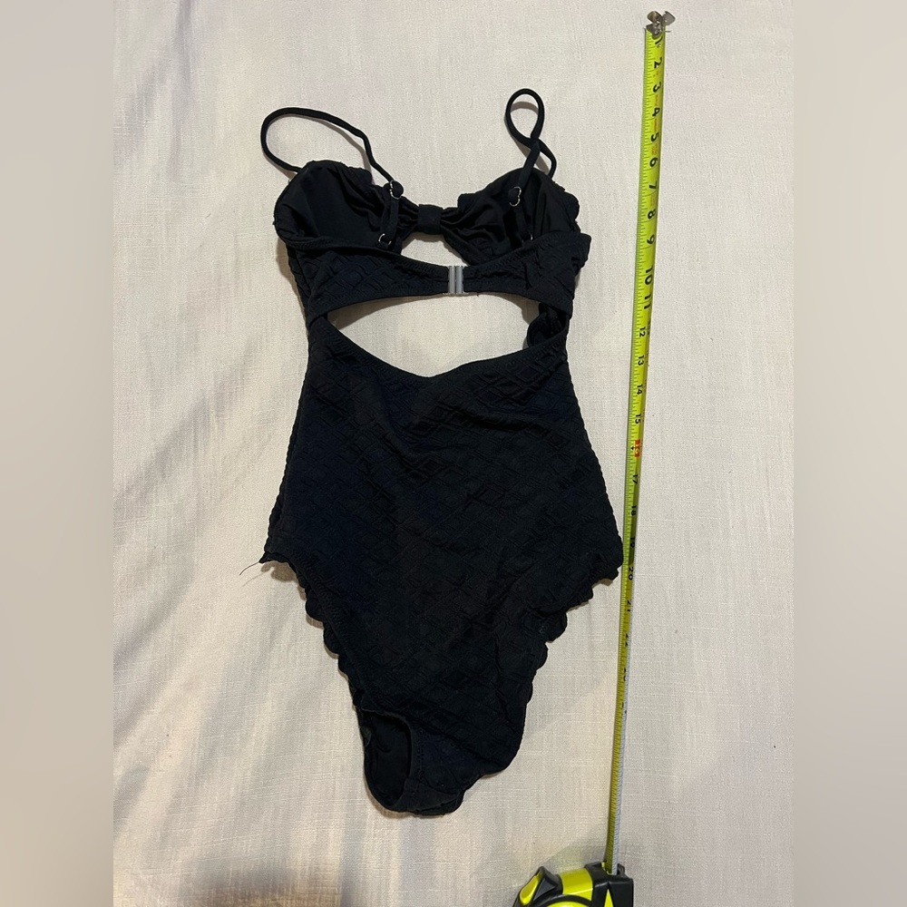 Xs Cupshe Suit - Picture 6 of 7